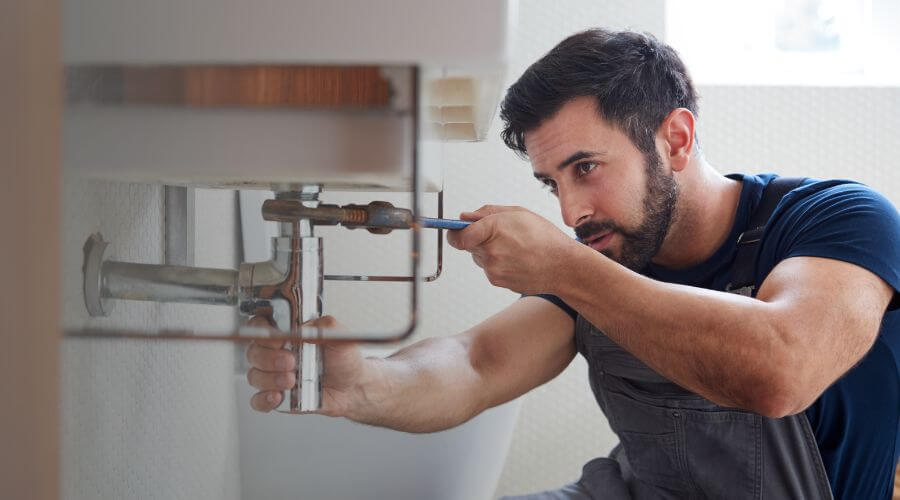 Professional water heater installation services in Hardy, VA